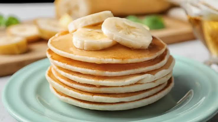 طرز تهیه پنکیک موز و نوتلا